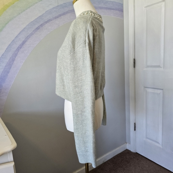 H&M | XS | Pearl Beaded Collar Sweater - Picture 3 of 10